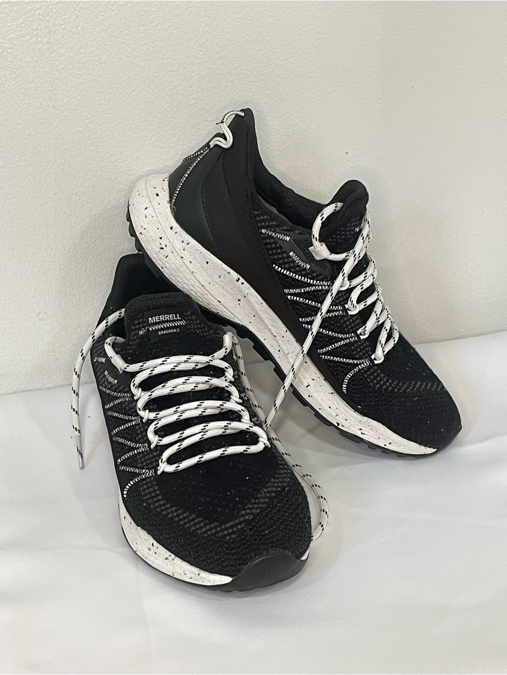 Merrell Bravada 2 Trail Running Shoes Womens 8 Black White Low Top Knit Sneakers